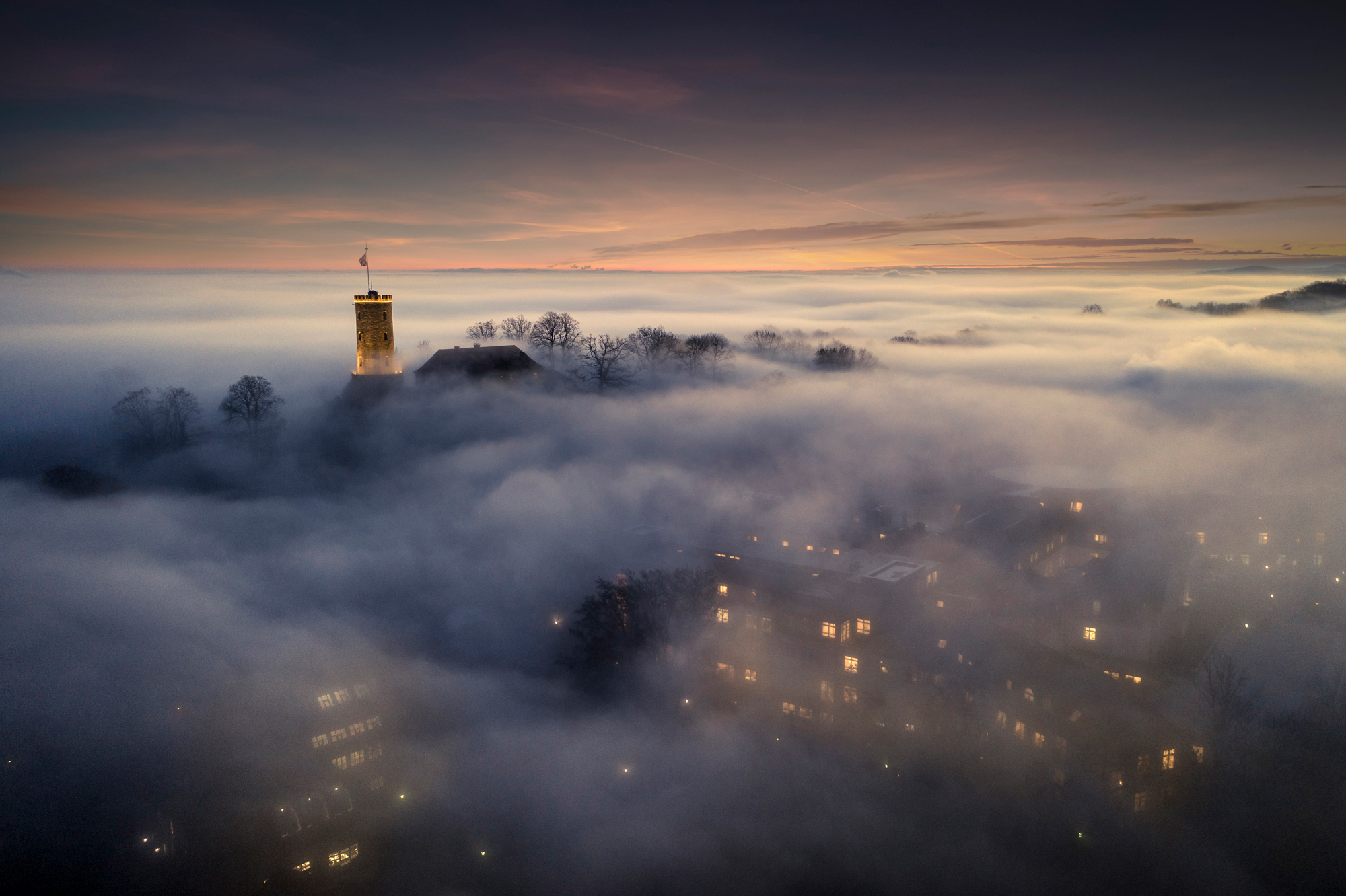 Sparrenburg bei Nebel, Bielefeld, von Jan Merlin Friedrich